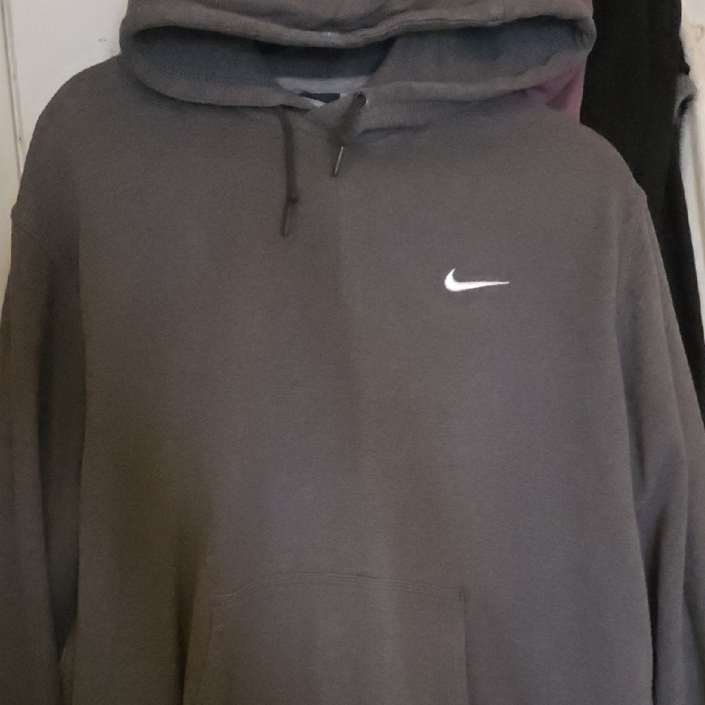 Nike Men's Charcoal Hoodie
